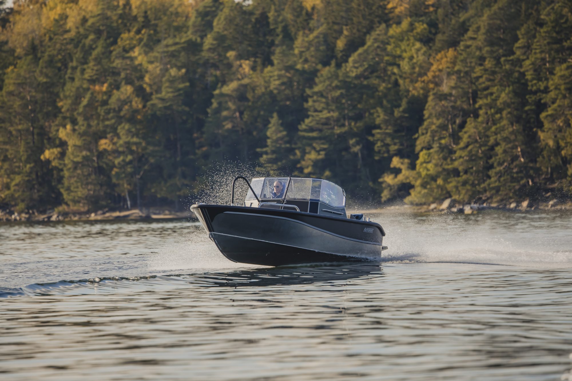 Hyr motorbåt - Marinmäklarna Nacka Strand