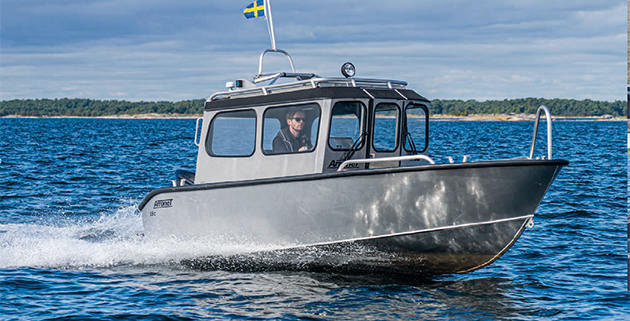 Hyr motorbåt i Stockholm - Arronet 18C