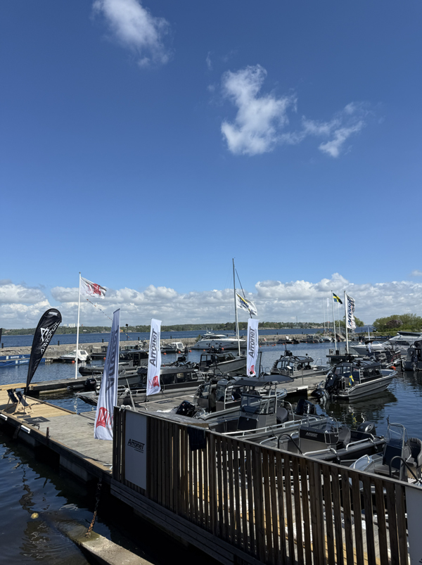 Arronet aluminiumbåtar hos Marinmäklarna Nacka Strand