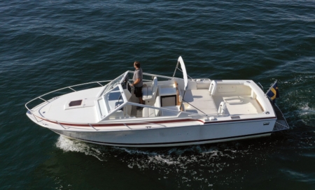 Bertram 28 Moppie - Produktbild 1 (Marinmäklarna)