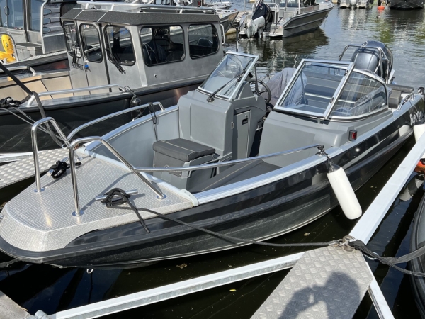 Buster XXL - Produktbild 1 (Marinmäklarna)