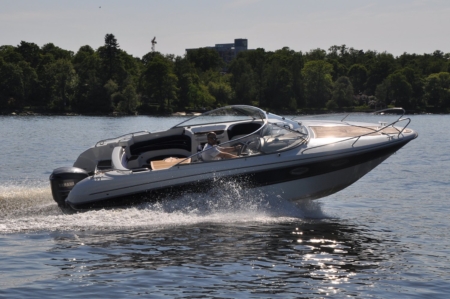 Yamarin 76 DC - Produktbild 1 (Marinmäklarna)