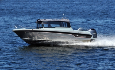 Yamarin Cross 60 Cabin - Produktbild 1 (Marinmäklarna)